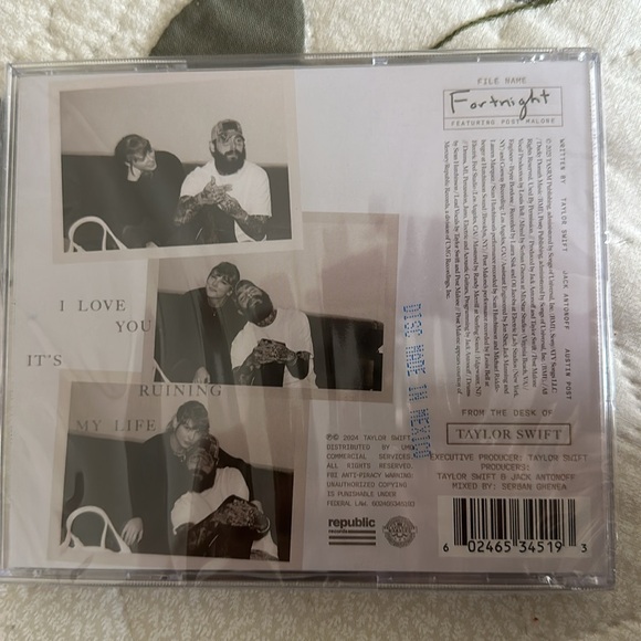 LIMITED EDITION fortnight single cd - Picture 2 of 2